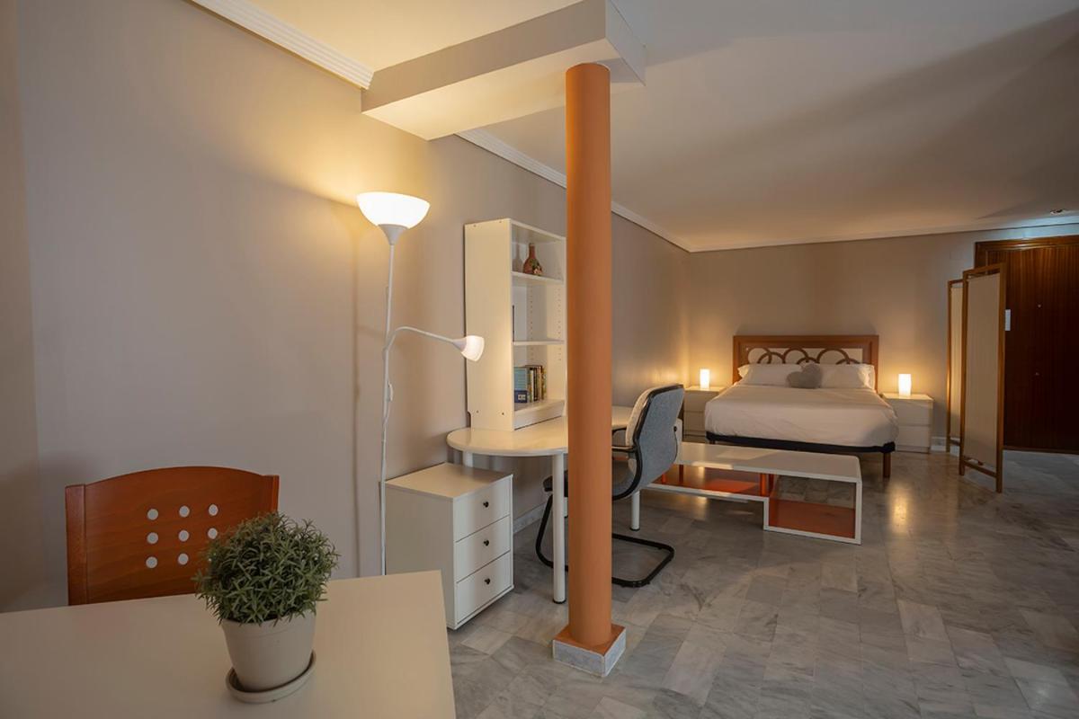 Francos 3 Sevilla Urban Apartment Εξωτερικό φωτογραφία
